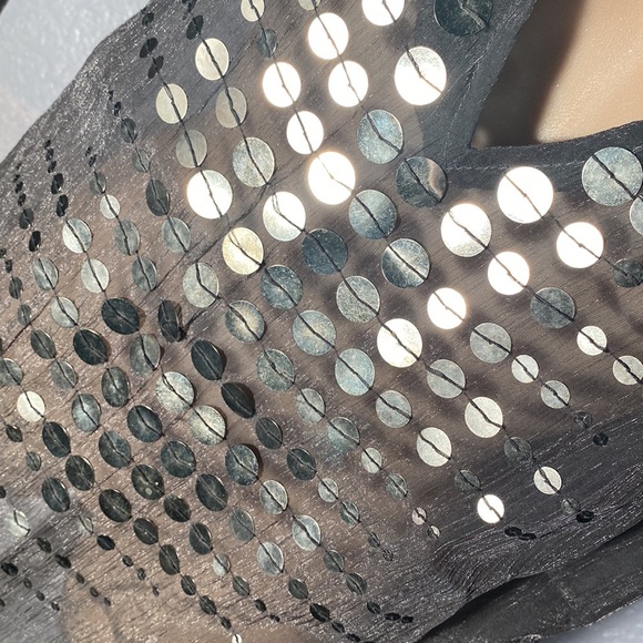 CECICO - sheer top: grey short ruffle sleeves, gold sequins & neck tie - L - Picture 14 of 16